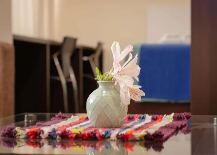 Group House Aparthotel