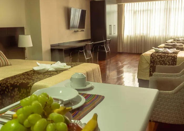 Aparthotel Group House 4*