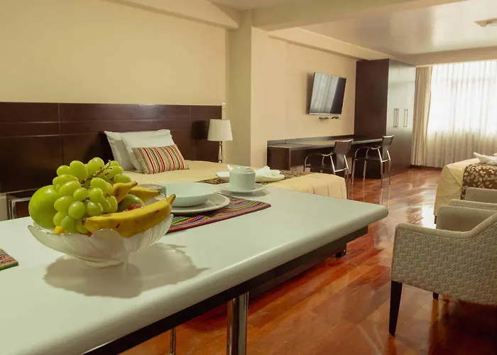 Group House Aparthotel 4*