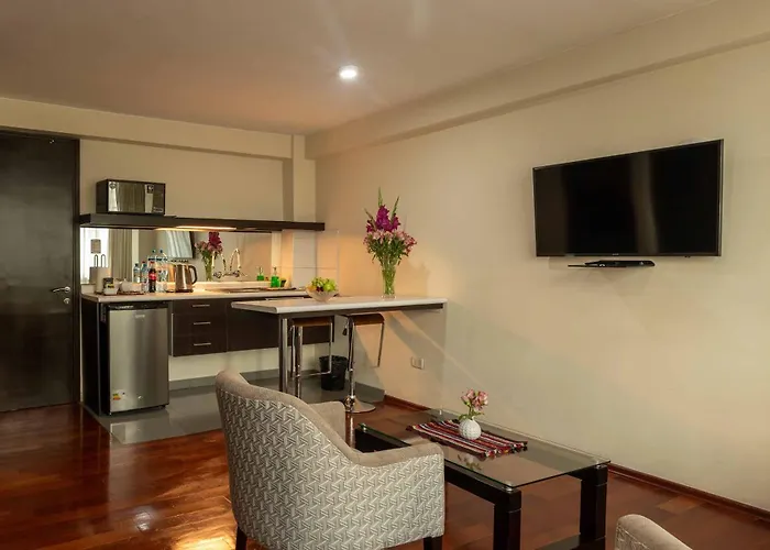 Group House 4*