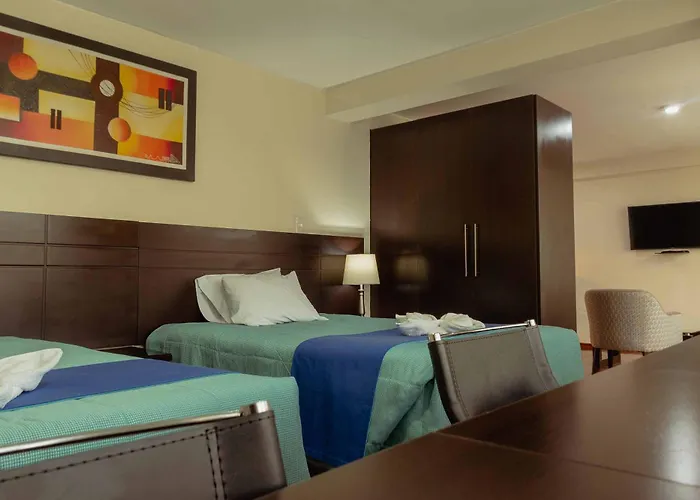 Aparthotel Group House 4*