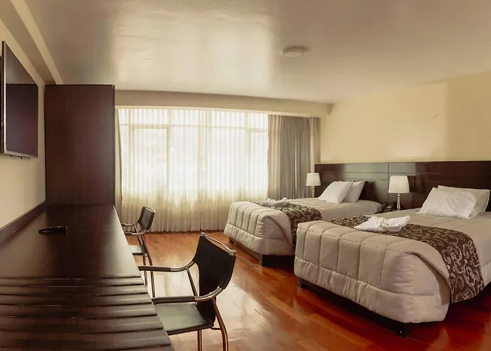 Aparthotel Group House