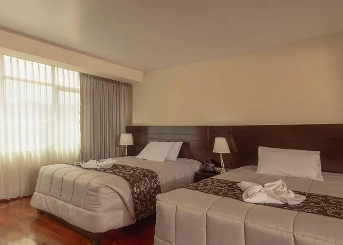 Aparthotel Group House 4*
