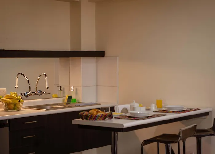 Group House Aparthotel 4*