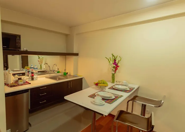 Aparthotel Group House