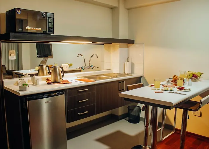 Group House Aparthotel